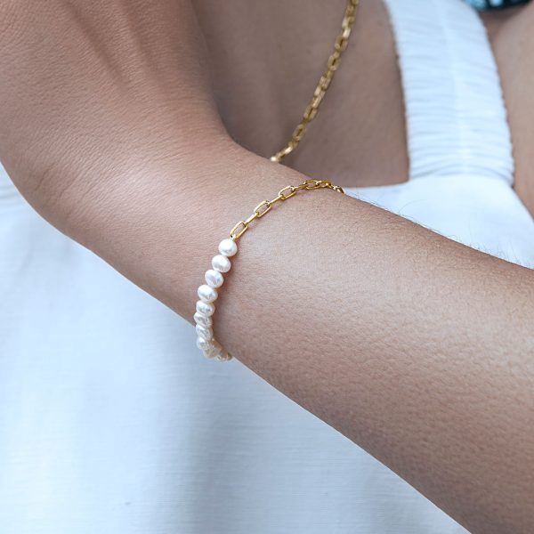 Chic Pearl Gold Bracelet Online