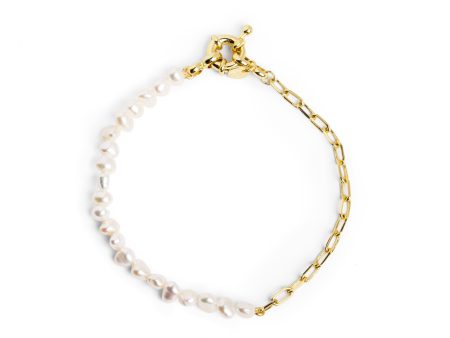 Chic Pearl Gold Bracelet Online